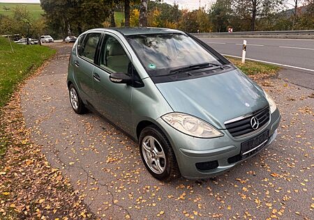 Mercedes-Benz A 150 CLASSIC Classic TÜV bei Kauf Neu