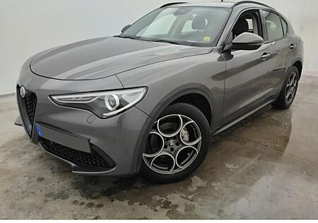 Alfa Romeo Stelvio 2.2d Aut. LED-Xenon Navi 1/2 Sport-Leat