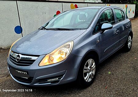 Opel Corsa 1.2 mit abnehmbare Anhänger Kupplung