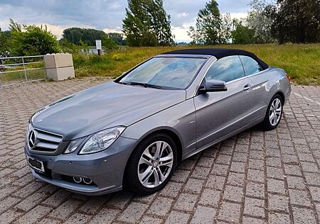 Mercedes-Benz E 250 Cabriolet CDI BlueEFF. AVANTGARD...