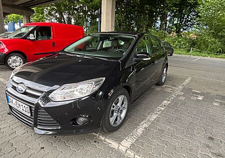 Ford Focus 1,0 EcoBoost 74kW SYNC Edition SYNC Ed...