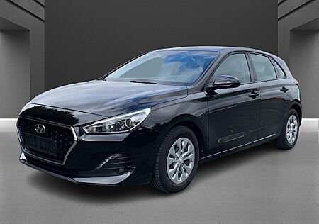 Hyundai i30 Pure 120 PS CarPlay, Kamera