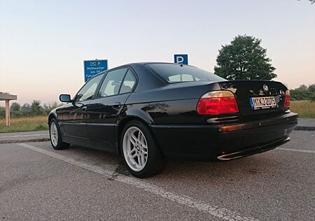 BMW 728i Auto