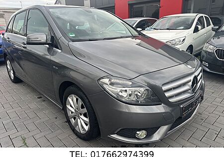 Mercedes-Benz B 180 B -Klasse / TÜV Neue