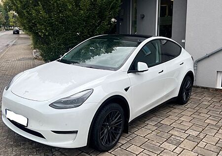 Tesla Model Y LR AWD BoostFunktion Garantie 8FachBerei