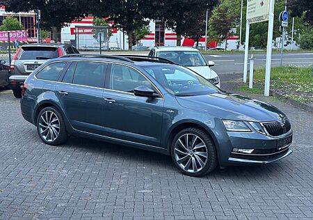 Skoda Octavia Combi L&K-Pano-LED-Navi-T.Leder-Kamera-