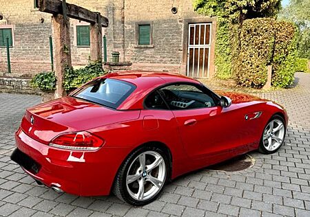 BMW Z4 sDrive35is - Navi, PDC, M-Paket