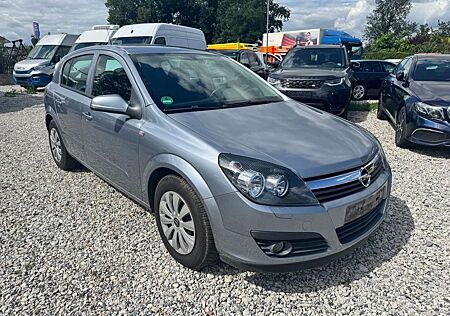 Opel Astra 1.6 Twinport Edition