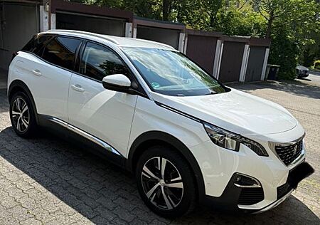 Peugeot 3008 1.2 PureTech 130 Allure Unfallfrei