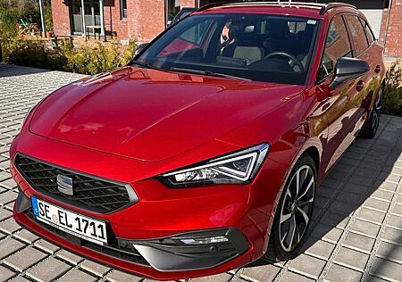 Seat Leon 1.5 eTSI SKR/WKR ACC AHK Kamera