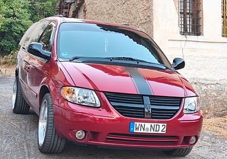 Dodge Grand Caravan stow and go