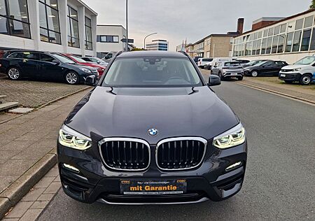 BMW X3 xDrive 20 d Advantage,Navi,Leder,Head-Up