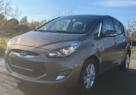Hyundai ix20 1.6 1.Hand/Automatik/PDC/SHZ/V.Leder/Garan