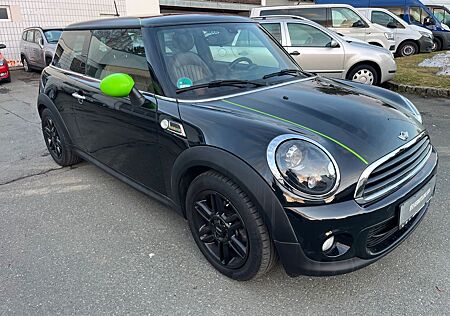 Mini One D ,LEDER,NAVI,PDC,BI XENON,STEUERKETTE NEU