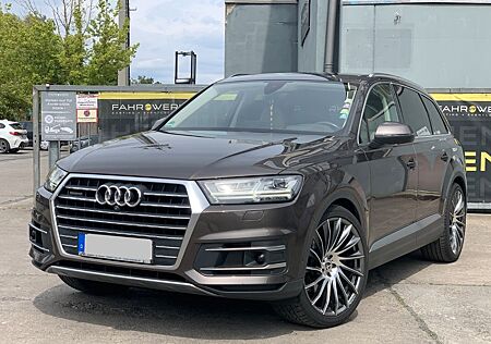 Audi Q7 3.0 TDI S LINE quattro HUD 22" ALU MASSAGE