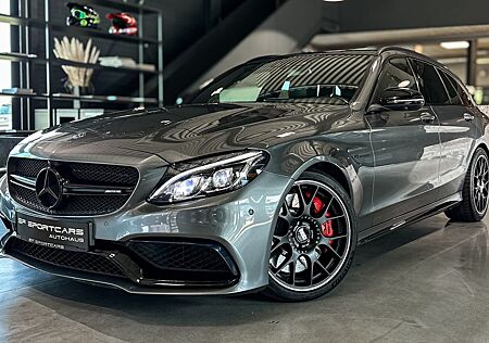 Mercedes-Benz C 63 AMG S V8 BITURBO-510PS-HECK-360°-MÜNCHEN
