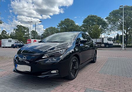 Nissan Leaf 150 PS 40KWH N-CONNECTA TÜV Neu