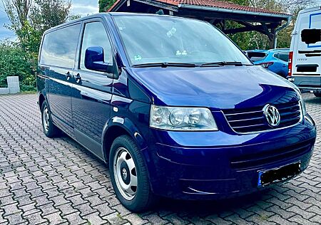 VW T5 Multivan Volkswagen - Wohnmobil - Freizeitmobil