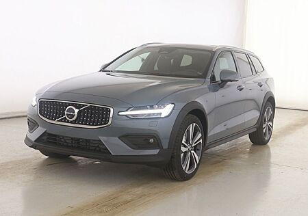 Volvo V60 B5 Cross Country Ultimate AWD*Standh*360°
