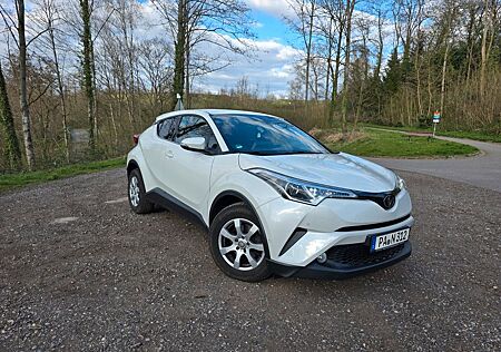 Toyota C-HR 1.2-l-Turbo Allrad Multidrive S Lounge ...