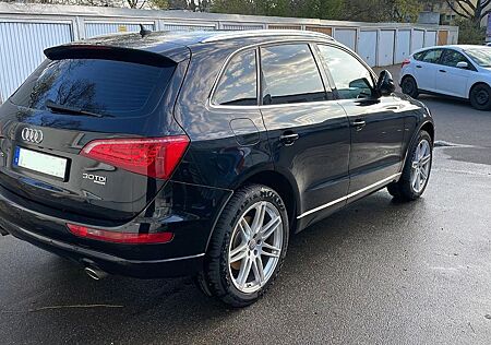 Audi Q5 3.0 TDI S tronic quattro -