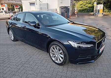 Volvo S90 Lim. Momentum * 1.Hand * INSP+TÜV neu * Top