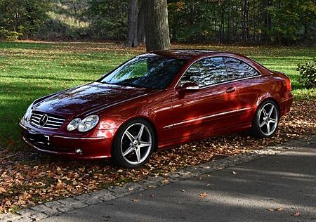 Mercedes-Benz CLK 200 AVANTGARDE