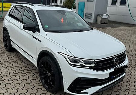 VW Tiguan Volkswagen 2.0 TSI DSG 4MOTION R-Line Black Style
