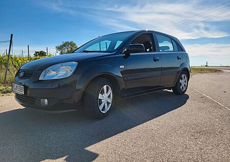 Kia Rio 1.6 CVVT