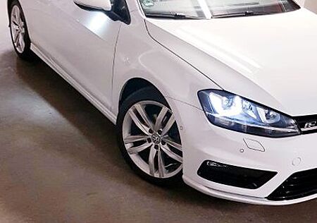 VW Golf Volkswagen VII, 1.4 TSI 90kW R-Line