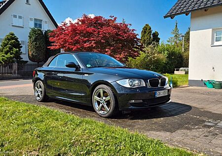 BMW 125i Cabrio 6 Zyl. Xenon, Leder, Automatik