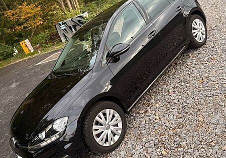 VW Golf Volkswagen 1.6 TDI BMT Comfortline