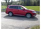 Mitsubishi Plug in Hybrid Outlander Plug-in Hybrid Outlander 4 WD TOP Leder/AHK/SD