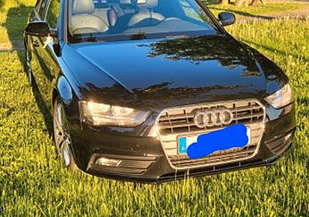 Audi A4 2.0 TDI 110kW S line Avant S line