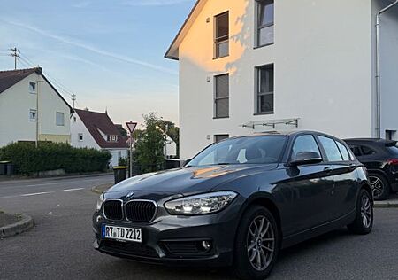 BMW 118i -