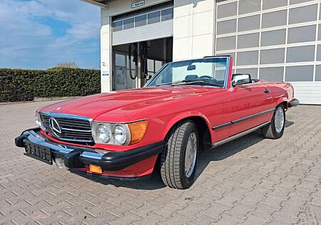 Mercedes-Benz 560 SL unrestaurierter Originalzustand, TOP!