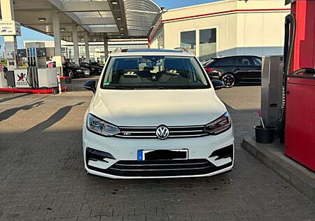 VW Touran Volkswagen 2.0 TDI R-Line 190 Ps 2 fach bereift