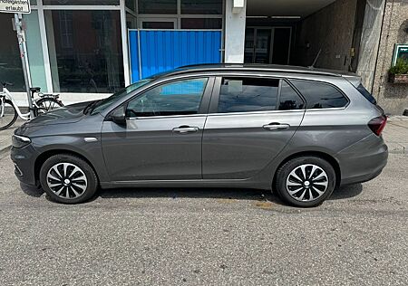 Fiat Tipo 1.6 MultiJet Business Line DCT Business...