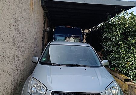 Toyota RAV 4 2.0-VVT-i 4x4 Automatik -