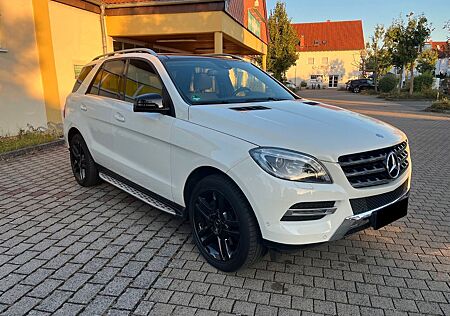 Mercedes-Benz ML 350 4MATIC -Panorama Dach 20" Zoll Xenon