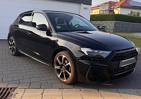 Audi A1 Sportback 30 TFSI S line
