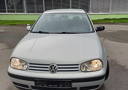 VW Golf Volkswagen 1.4 EU4 Basis