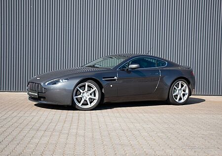 Aston Martin V8 Vantage 4.3l *Schaltgetriebe*Original