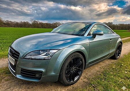 Audi TT 3.2 V6 quattro S-Line Coupé
