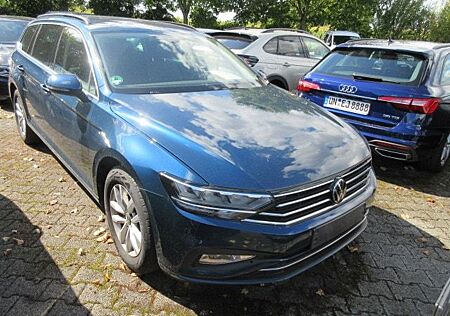 VW Passat Variant Volkswagen Business 2.0 TDI DSG NAVI AHK KAM