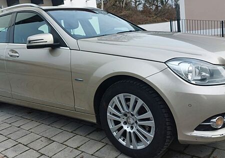Mercedes-Benz C 220 CDI T BlueEFFICIENCY -