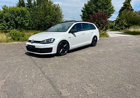 VW Golf Volkswagen Variant GTD Checkheft Top Ausstattung