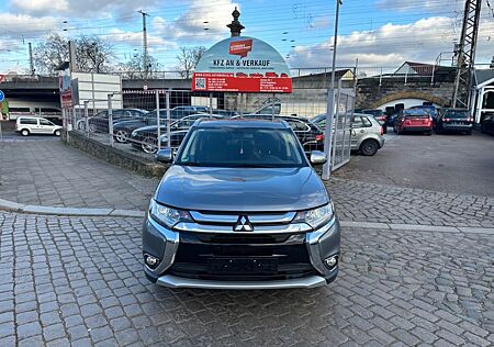 Mitsubishi Outlander SUV-Star 2WD/KLIMAAUT/TEMP/KAMERA/SITZ