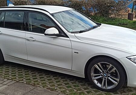 BMW 320d Touring Sport Line Automatik