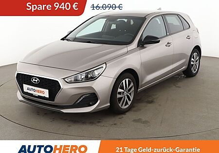 Hyundai i30 1.6 CRDi YES!*NAVI*TEMPO*CAM*PDC*SHZ*